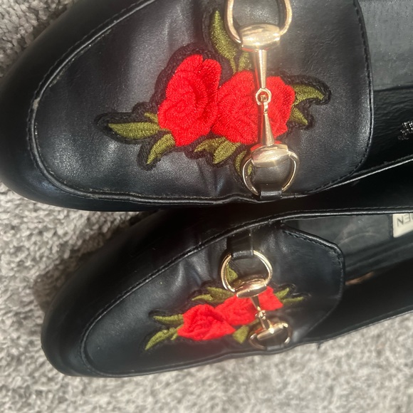 Steve Madden Flats (Kitten Heel) - Picture 2 of 5